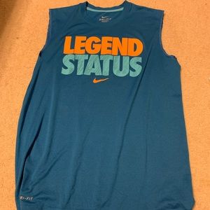 Men’s Large Nike dri fit cut off